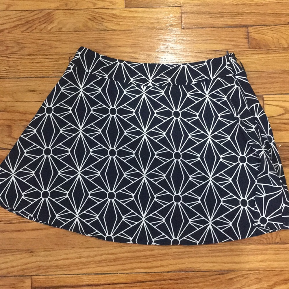 Navy and white pattern skirt